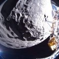 Ay’daki uzay aracından fotoğraf